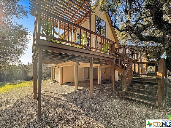 5th image of 1097 Singing Hills Dr