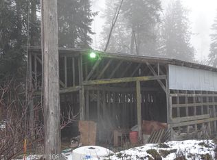 17208 E Blanchard Rd, Elk, WA 99009