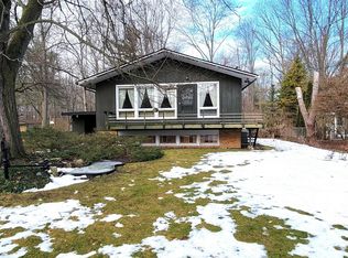 5701 Perrine Rd, Midland, MI 48640