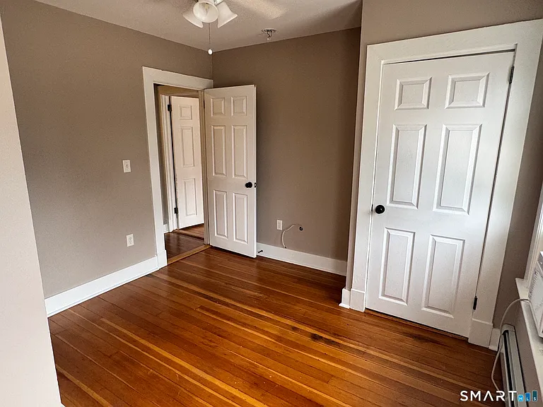 18 Spicer Ave — Photo 18