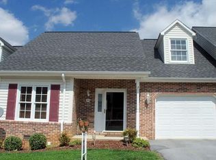 30 Cherokee Ridge Ct, JOHNSON CITY, TN 37604