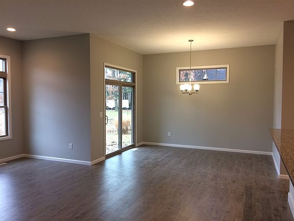 5th image of 53456 Winterberry Ct #51