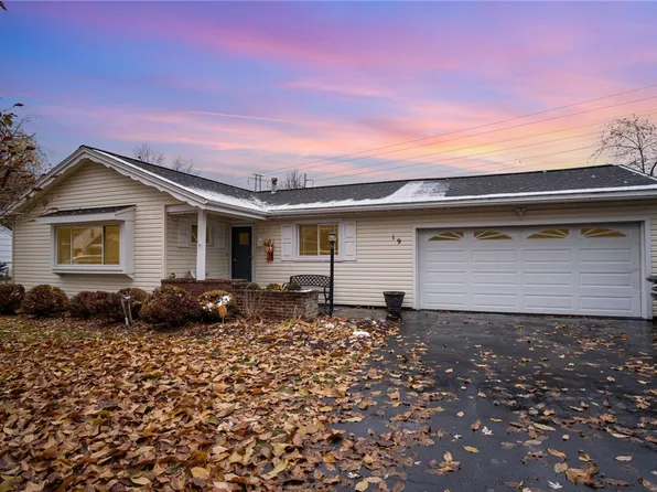 19 Del Verde Rd, Rochester, NY 14624