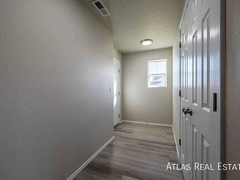 2711 W Balboa Dr — Photo 15