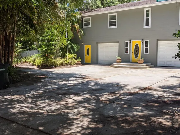 1048 Suwanee St, Safety Harbor, FL 34695