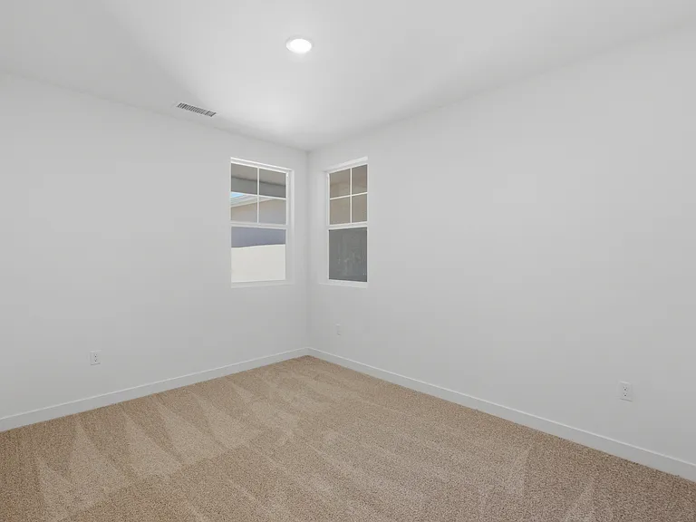 11647 Saddleback Dr — Photo 32