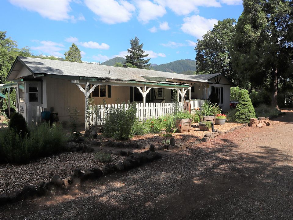 1018 Thompson Creek Rd, Selma, OR 97538 MLS 220149640 Zillow