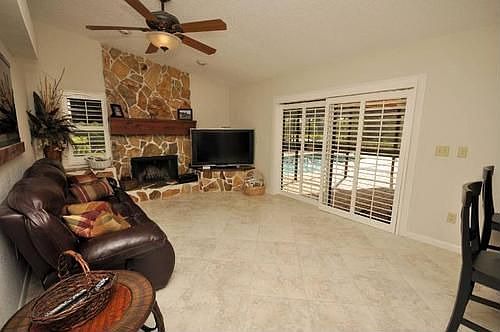 5th image of 14126 Fennsbury Dr