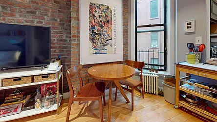 Rented by Bond New York