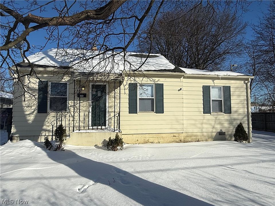 1st image of 945 Minota Ave