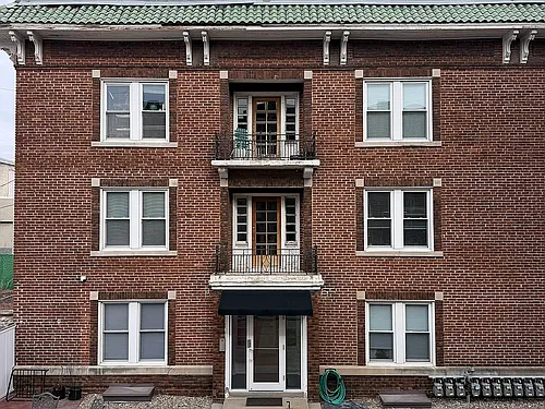 2626 Dewey Ave #6 Photo 1