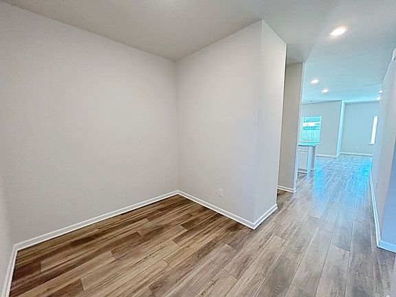 5th image of 13968 Malbec Ave
