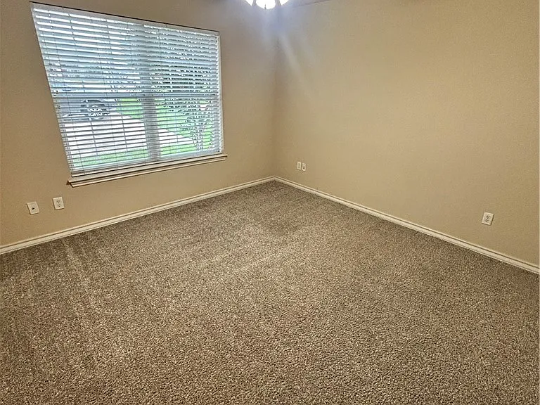 3528 Paloma Ridge Dr — Photo 7