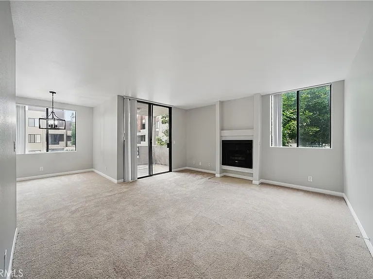 7826 Topanga Canyon Blvd #218 — Photo 35