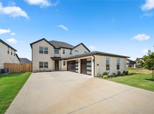 951 Moksha St, Centerton, AR 72719
