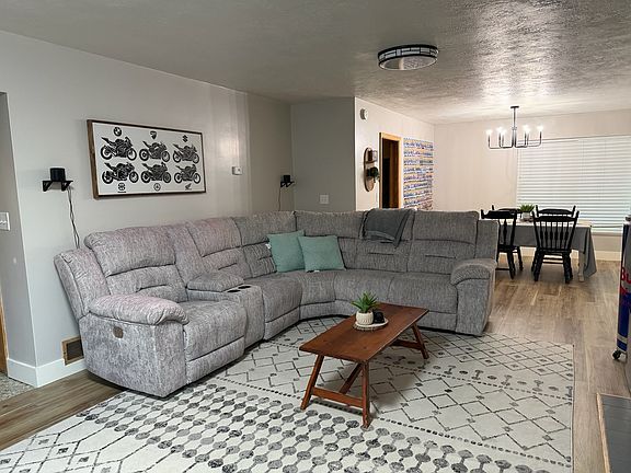 3rd image of 4015 S Liberty Ave #1