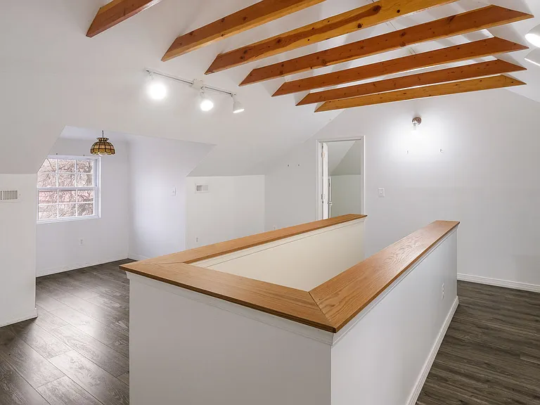 459 S Gulph Rd — Photo 14