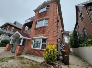 6401 155th St #2, Flushing, NY 11367