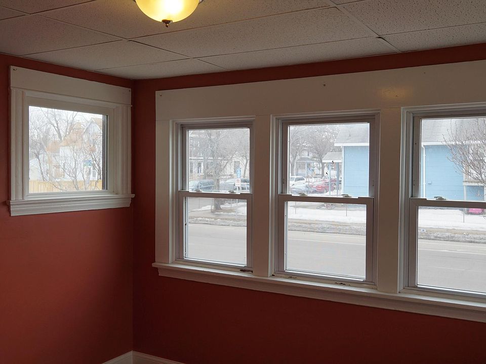 South-facing sunny bedroom