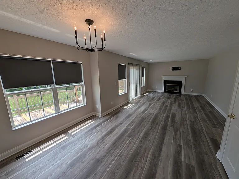 253 Dewfall Dr — Photo 8