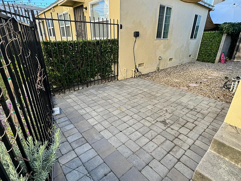 Private and gated outdoor searing area