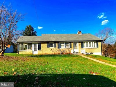 750 Locust St, Mount Wolf, PA, 17347