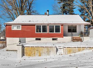 35 Bellemeade St, Wynantskill, NY 12198