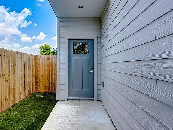 4th image of 3522 Contempo Dr