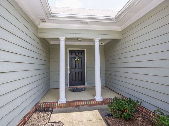 3rd image of 106 Harvest Ln