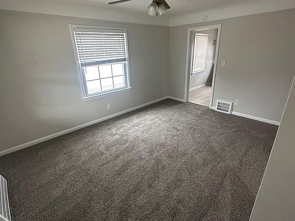 4th image of 22046 Cushing Ave