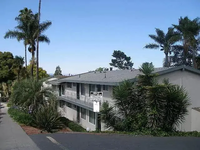 Fairmount Palms — Photo 2