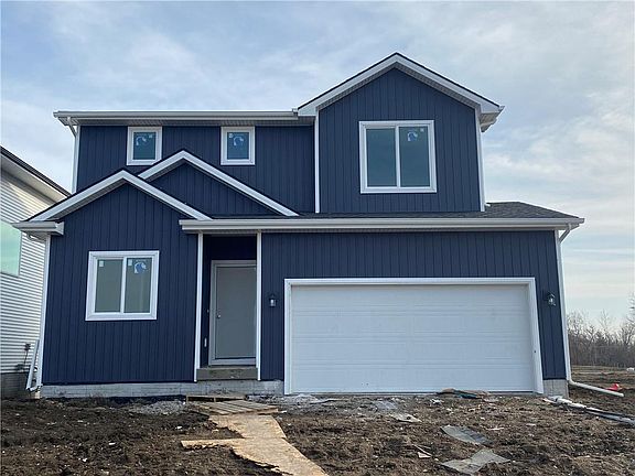 2nd image of 16632 Oakwood Dr
