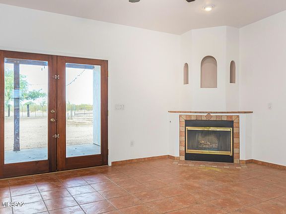 5th image of 16530 S Mann Ave