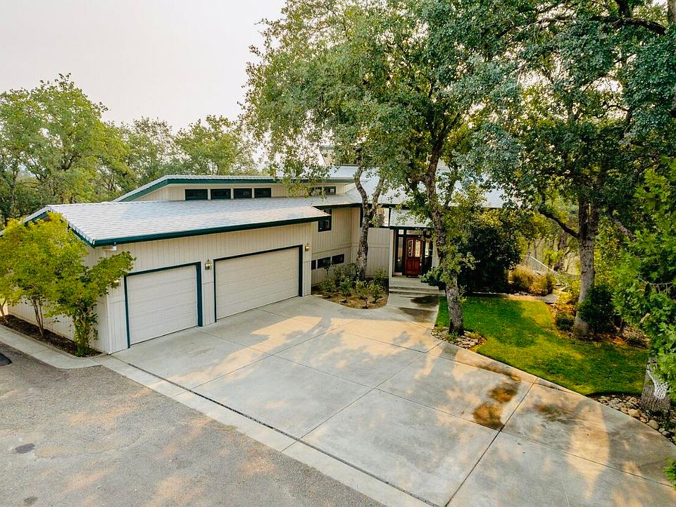 1st image of 8827 Sun Valley Dr