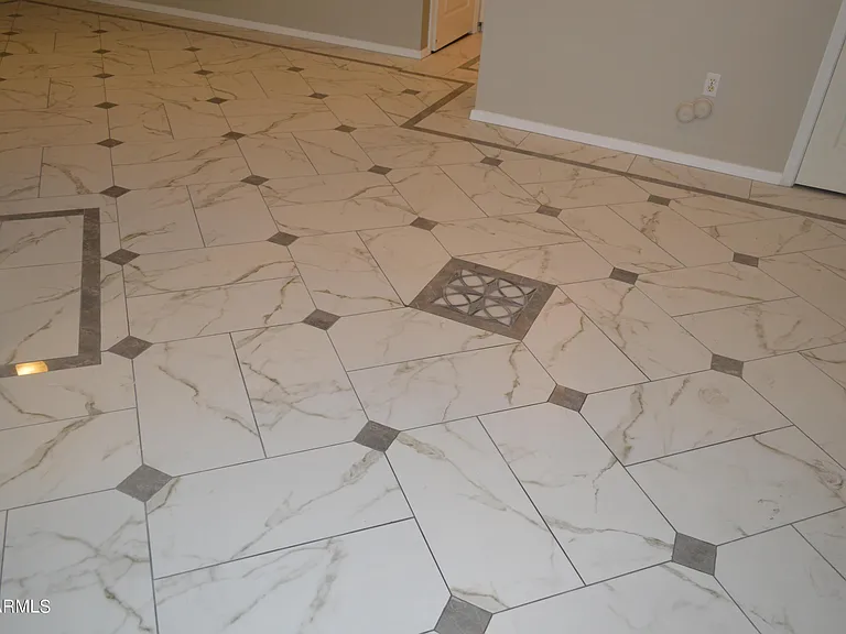 1701 E Colter St #183 — Photo 19