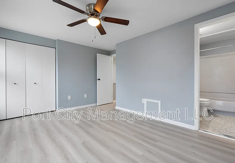 1507 Retreat St #1 — Photo 10