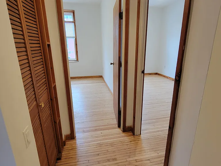 1506 Green St #2F — Photo 8