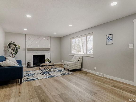3rd image of 8126 Benton Way
