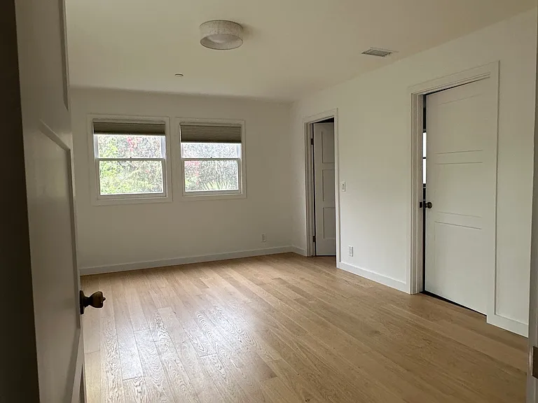 2055 Robin Rd — Photo 7