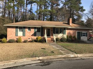 203 Hanover St, Williamston, NC 27892