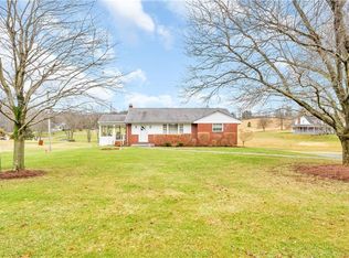 452 Denny Rd, Valencia, PA 16059