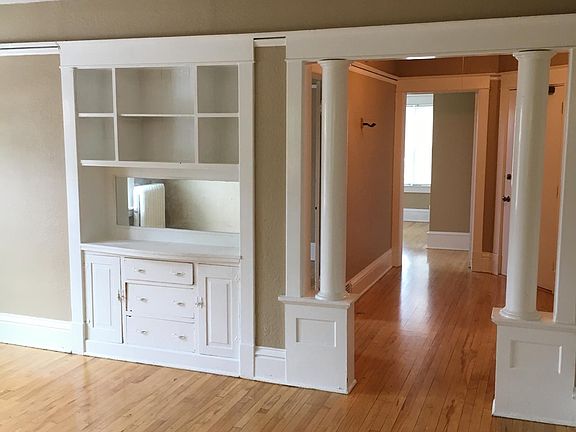 2nd image of 439 Fairview Ave N #3
