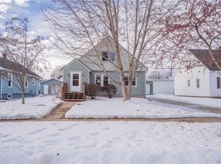 2022 8th St, Eau Claire, WI 54703