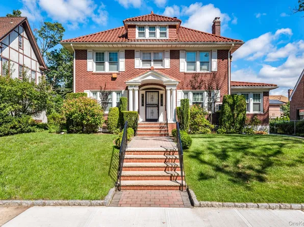 33-47 158 Street, Flushing, NY 11358