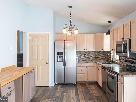 4th image of 6 Winchester Cir #L-0193