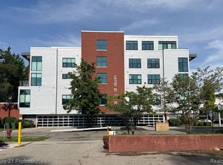100 N Center St UNIT 306, Royal Oak, MI 48067