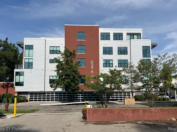 100 N Center St Unit 306, Royal Oak, MI 48067