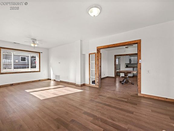 5th image of 1729 Cedar Ave