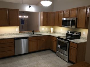 107 Maryland Dr, O'Fallon, MO 63366