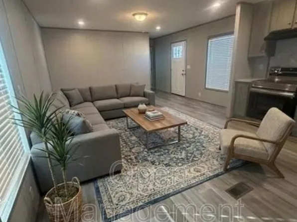 7534 W Us Highway 60, Republic, MO